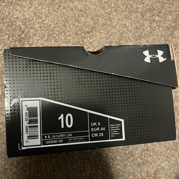 Steph curry CHAMPIONSHIP EDITION 1’s - Picture 2 of 8